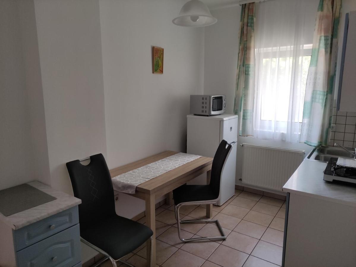 Zsanett Appartement Hévíz Kültér fotó